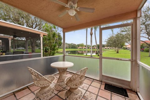 Touwnhouse à vendre à Boynton Beach, Floride: 2 chambres, 148.27 m2 № 947899 - photo 16