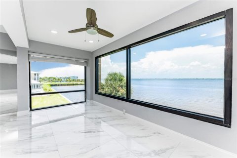 Condo in Punta Gorda, Florida, 3 bedrooms  № 1258481 - photo 9