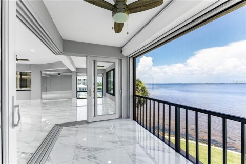 Condo in Punta Gorda, Florida, 3 bedrooms  № 1258481 - photo 6