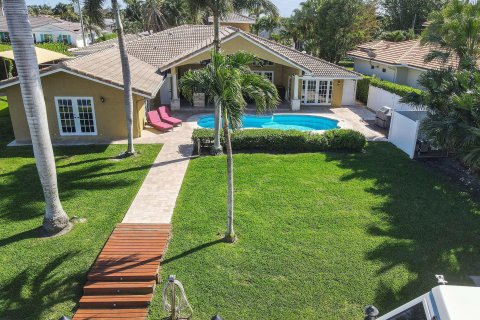 Villa ou maison à vendre à Palm Beach Gardens, Floride: 3 chambres, 303.23 m2 № 1097550 - photo 2