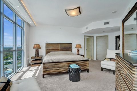 Copropriété à vendre à North Miami Beach, Floride: 2 chambres, 155.15 m2 № 1362272 - photo 14