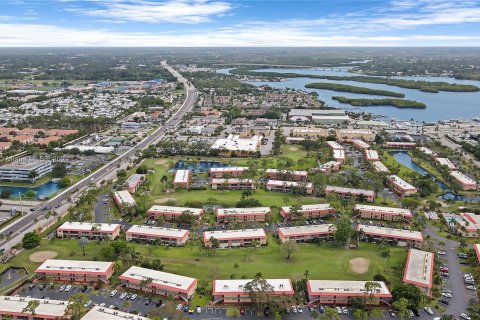 Condo in Stuart, Florida, 2 bedrooms  № 1289075 - photo 20