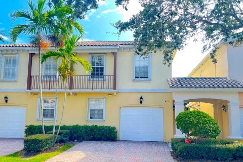 Townhouse in Palm Beach Gardens, Florida 3 bedrooms, 145.86 sq.m. № 932603 - photo 2