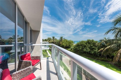 Touwnhouse à vendre à Miami Beach, Floride: 3 chambres, 260.87 m2 № 880505 - photo 11