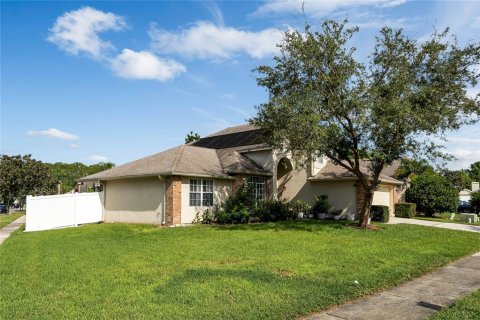 Villa ou maison à vendre à Orlando, Floride: 4 chambres, 208.94 m2 № 1427678 - photo 2