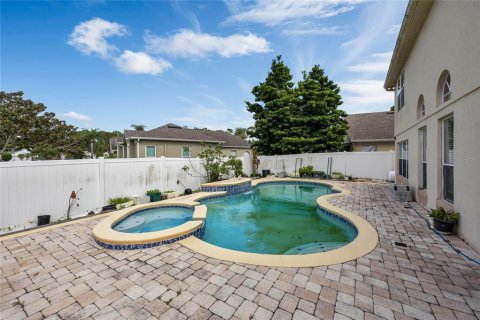 House in Orlando, Florida 4 bedrooms, 208.94 sq.m. № 1427678 - photo 4