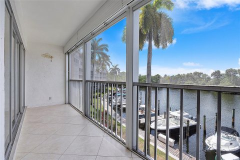 Copropriété à vendre à Deerfield Beach, Floride: 2 chambres, 116.59 m2 № 1151663 - photo 29