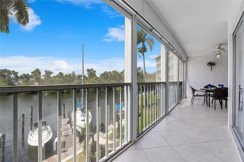 Copropriété à vendre à Deerfield Beach, Floride: 2 chambres, 116.59 m2 № 1151663 - photo 25