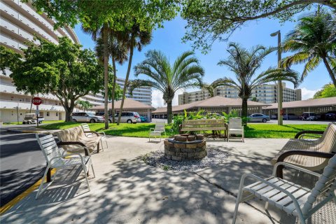 Copropriété à vendre à Deerfield Beach, Floride: 2 chambres, 116.59 m2 № 1151663 - photo 21