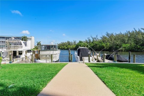 Condo in Deerfield Beach, Florida, 2 bedrooms  № 1151663 - photo 20