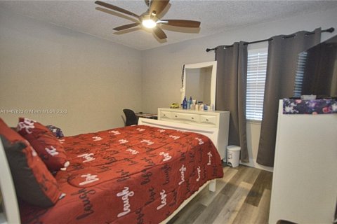 Condominio en venta en Pembroke Pines, Florida, 2 dormitorios, 102.19 m2 № 843751 - foto 7
