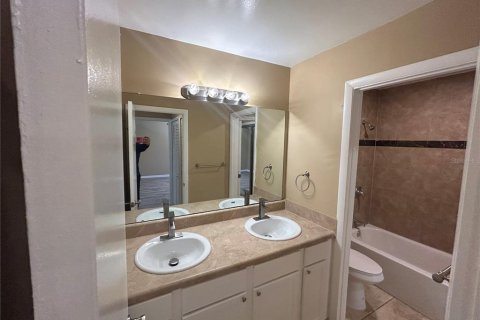 Condo in Sanford, Florida, 3 bedrooms  № 1317630 - photo 10