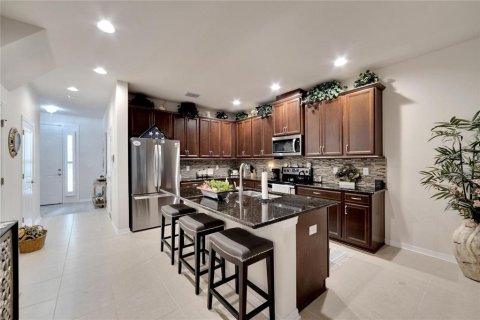 Adosado en venta en Tampa, Florida, 3 dormitorios, 167.6 m2 № 1317669 - foto 12