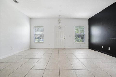 Adosado en venta en Winter Garden, Florida, 2 dormitorios, 114.83 m2 № 1362941 - foto 5