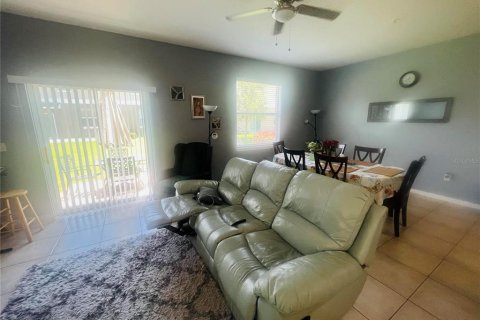 Adosado en venta en Orlando, Florida, 3 dormitorios, 157.84 m2 № 1252894 - foto 5