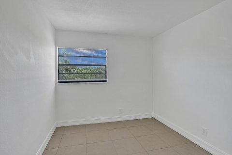 Condo in Coral Springs, Florida, 3 bedrooms  № 1100858 - photo 19