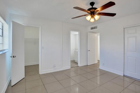 Condo in Coral Springs, Florida, 3 bedrooms  № 1100858 - photo 8