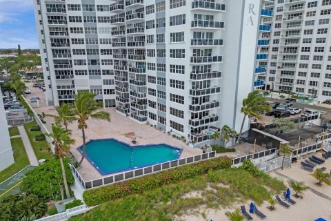 Condominio en venta en Fort Lauderdale, Florida, 1 dormitorio, 74.32 m2 № 1092241 - foto 7