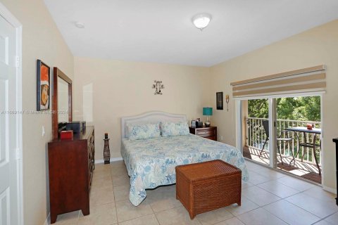 Adosado en venta en Homestead, Florida, 3 dormitorios, 184.97 m2 № 1391537 - foto 16