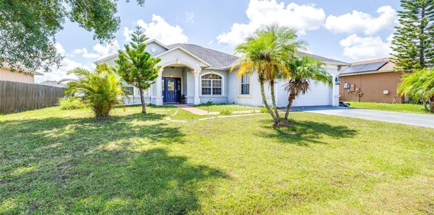 House in Kissimmee, Florida 4 bedrooms, 222.97 sq.m. № 1323770