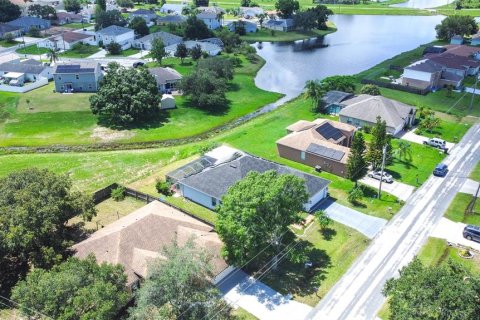 Villa ou maison à vendre à Kissimmee, Floride: 4 chambres, 222.97 m2 № 1323770 - photo 8