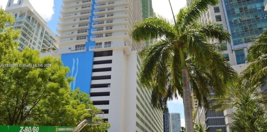 Condo in Miami, Florida, 1 bedroom  № 1172707