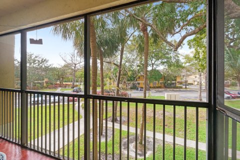 Condo in Oakland Park, Florida, 2 bedrooms  № 972703 - photo 5