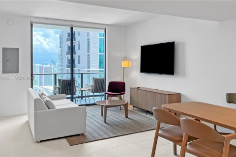 Condominio en venta en Miami, Florida, 1 dormitorio, 68.75 m2 № 1384238 - foto 2