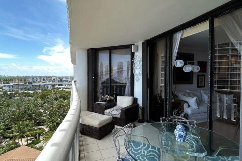 Condominio en venta en Aventura, Florida, 2 dormitorios, 157 m2 № 1384240 - foto 25