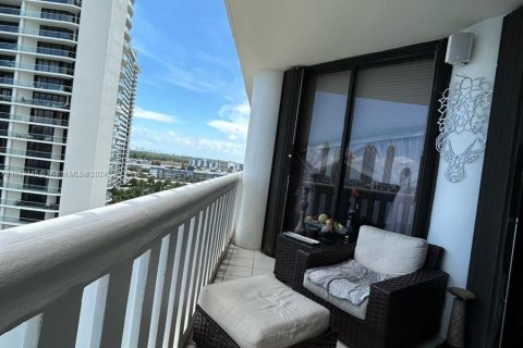 Condominio en venta en Aventura, Florida, 2 dormitorios, 157 m2 № 1384240 - foto 27