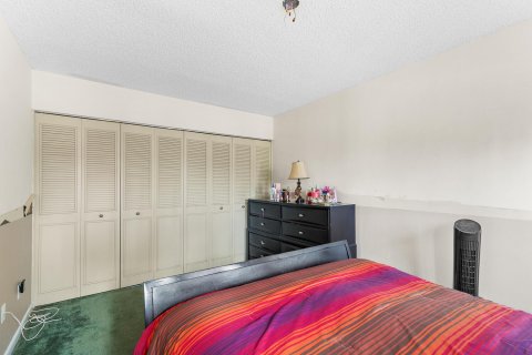 Adosado en venta en Lake Worth, Florida, 3 dormitorios, 152.92 m2 № 1152078 - foto 6