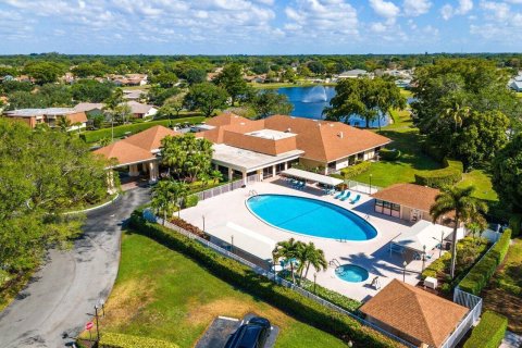 Villa ou maison à vendre à Delray Beach, Floride: 2 chambres, 115.66 m2 № 1152077 - photo 4