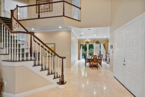Casa en venta en Aventura, Florida, 4 dormitorios, 239.87 m2 № 57793 - foto 4