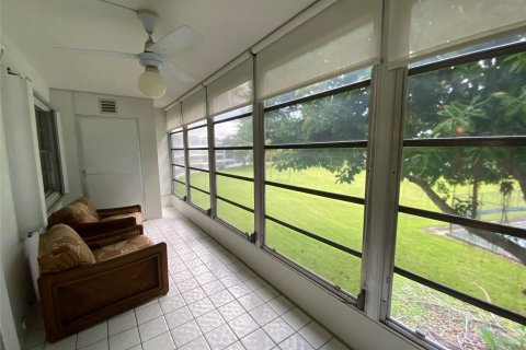 Condominio en venta en Deerfield Beach, Florida, 2 dormitorios, 81.85 m2 № 720786 - foto 23