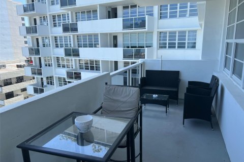 Copropriété à louer à Miami Beach, Floride: 51.1 m2 № 57434 - photo 3