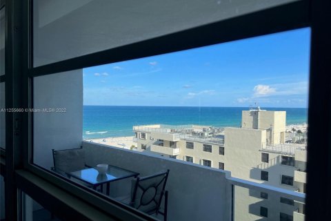 Copropriété à louer à Miami Beach, Floride: 51.1 m2 № 57434 - photo 12