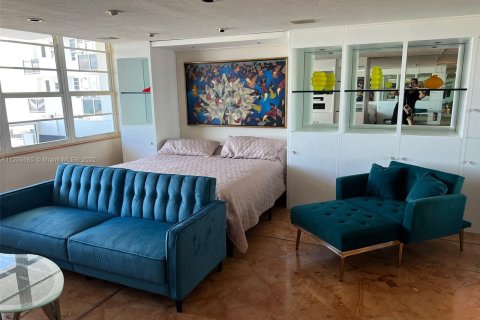 Condominio en alquiler en Miami Beach, Florida, 51.1 m2 № 57434 - foto 9