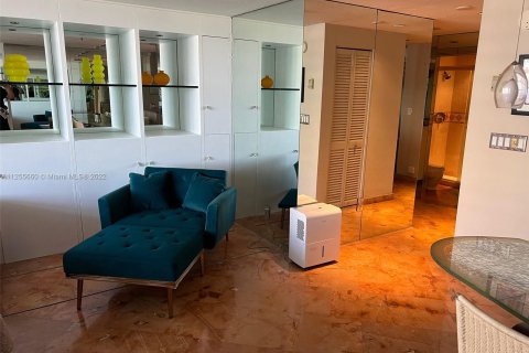 Condominio en alquiler en Miami Beach, Florida, 51.1 m2 № 57434 - foto 8