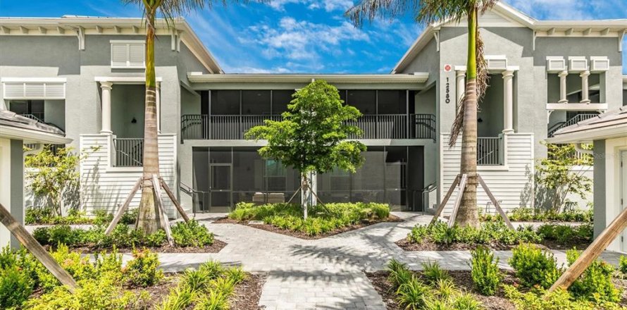 Condo in Venice, Florida, 2 bedrooms in WELLEN PARK  № 1362884