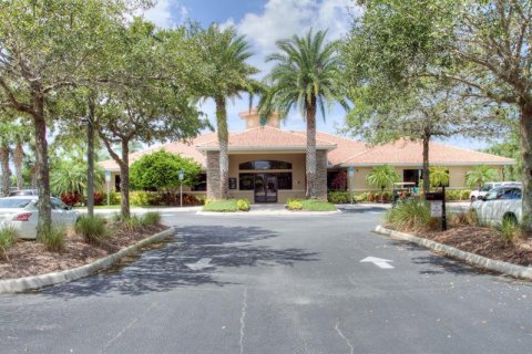 Villa ou maison à louer à Bradenton, Floride: 2 chambres, 173.73 m2 № 212726 - photo 28