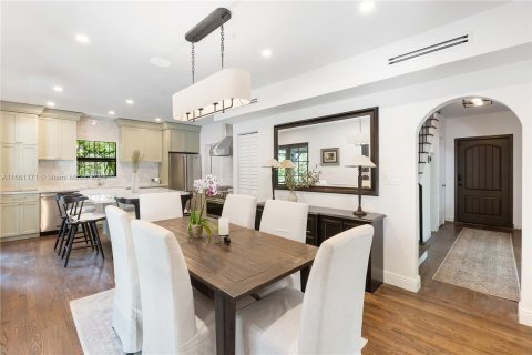 Casa en venta en Miami, Florida, 3 dormitorios, 188.78 m2 № 1367230 - foto 8