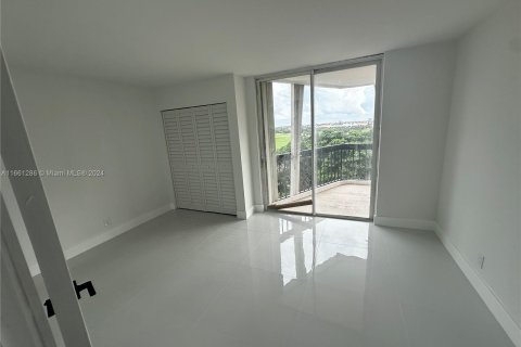 Condominio en venta en West Palm Beach, Florida, 3 dormitorios, 130.43 m2 № 1367258 - foto 12