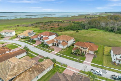 Casa en venta en Kissimmee, Florida, 5 dormitorios, 504.27 m2 № 1367057 - foto 4