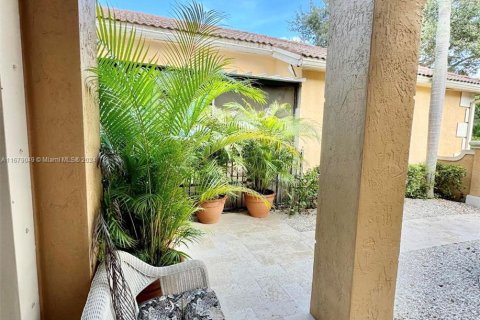 Casa en venta en Coral Springs, Florida, 3 dormitorios, 152.08 m2 № 1407627 - foto 3