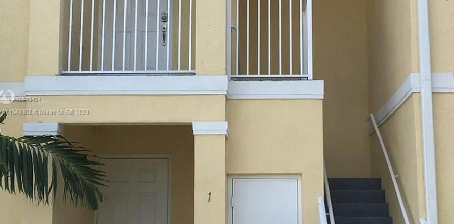 Condominio en Homestead, Florida, 3 dormitorios  № 342736