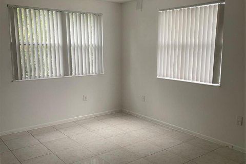 House in Davie, Florida 3 bedrooms, 124.86 sq.m. № 1229084 - photo 8