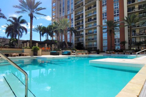 Condominio en venta en West Palm Beach, Florida, 2 dormitorios, 105.54 m2 № 984083 - foto 4