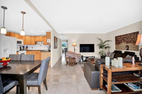 Condo in Deerfield Beach, Florida, 2 bedrooms  № 1163092 - photo 28