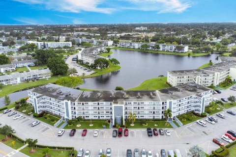 Condo in Deerfield Beach, Florida, 2 bedrooms  № 1163092 - photo 2