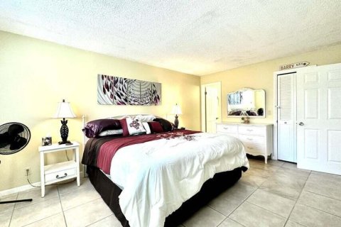 Copropriété à louer à Boynton Beach, Floride: 1 chambre, 70.42 m2 № 578604 - photo 11